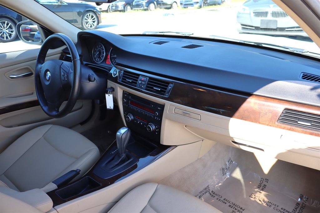 Used 2011 BMW 335d Sedan RWD image 17