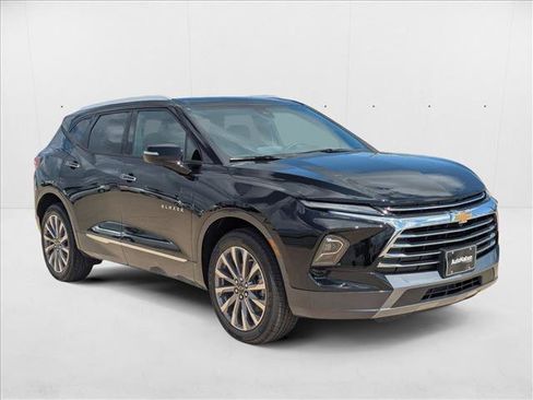 New 2025 Chevrolet Blazer Premier w/ Driver Confidence II Package image 7