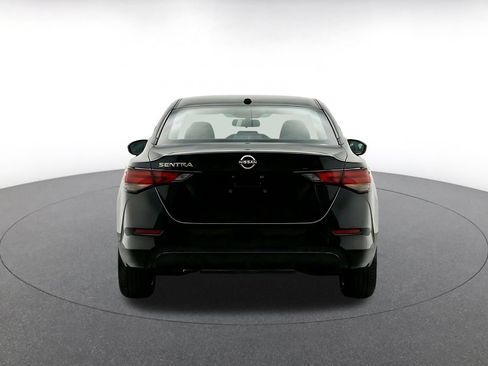Used 2025 Nissan Sentra S FWD image 8