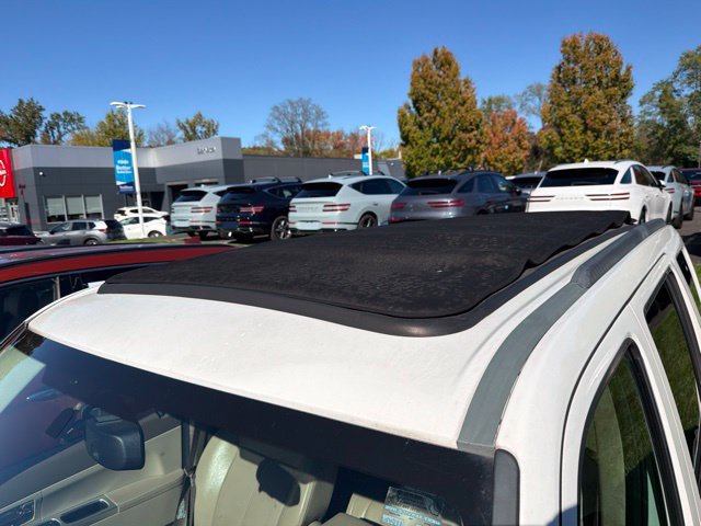 Used 2010 Jeep Liberty Limited AWD/4WD image 7