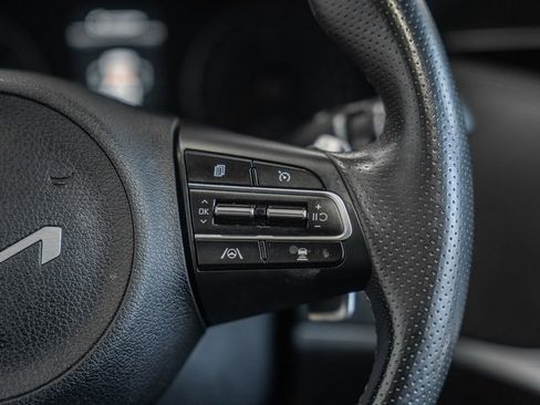 Used 2022 Kia Stinger GT1 image 32