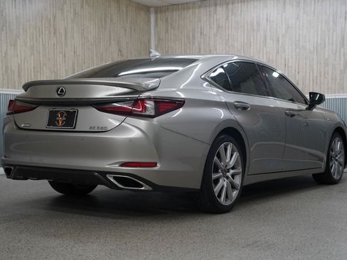 Used 2020 Lexus ES 350 F Sport w/ Accessory Package 2 FWD image 10