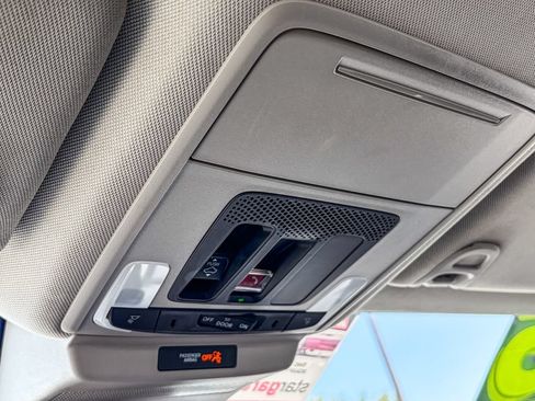 Used 2025 Honda Accord SE image 34