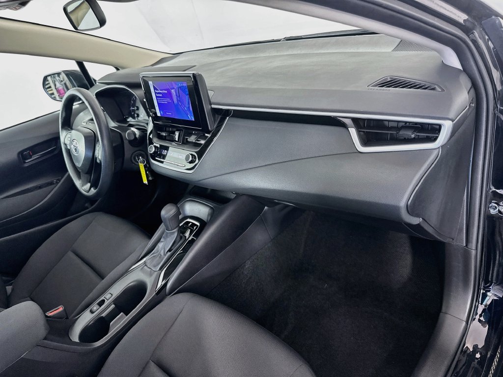 Certified 2025 Toyota Corolla LE FWD image 28