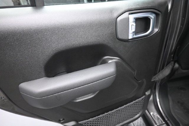 New 2026 Jeep Gladiator Sport AWD/4WD image 31