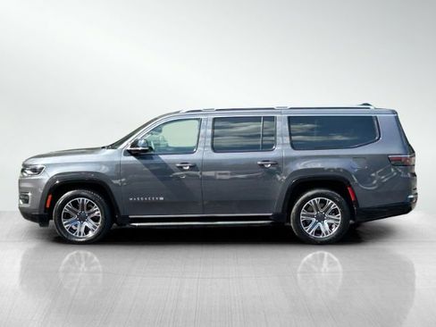 Used 2024 Jeep Wagoneer L Series II image 7