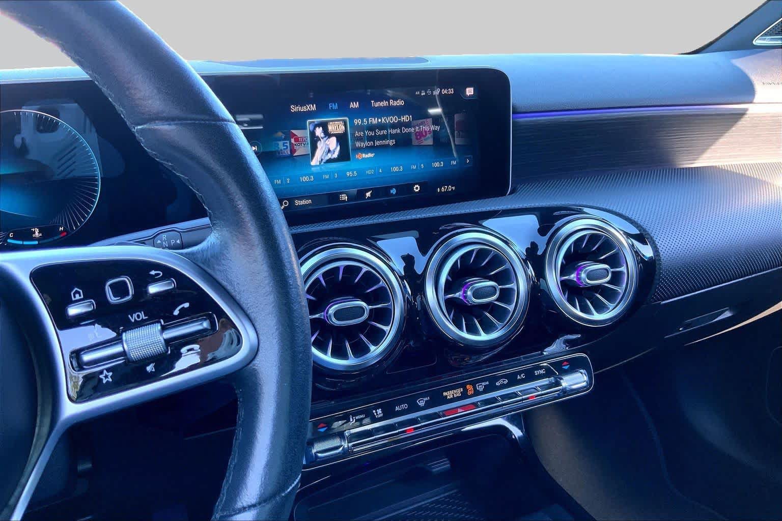 Used 2019 Mercedes-Benz A 220 4MATIC image 7