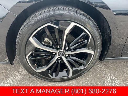 Used 2024 Nissan Altima 2.5 SR FWD image 9