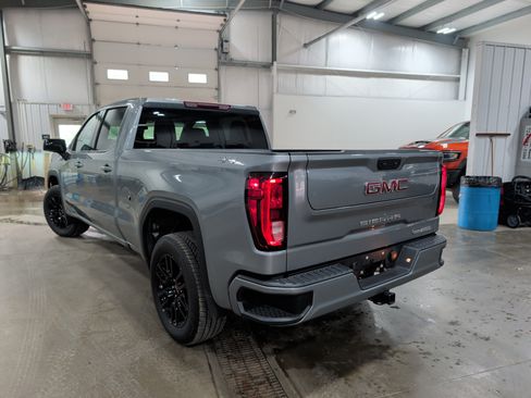 Used 2025 GMC Sierra 1500 Elevation AWD/4WD image 4