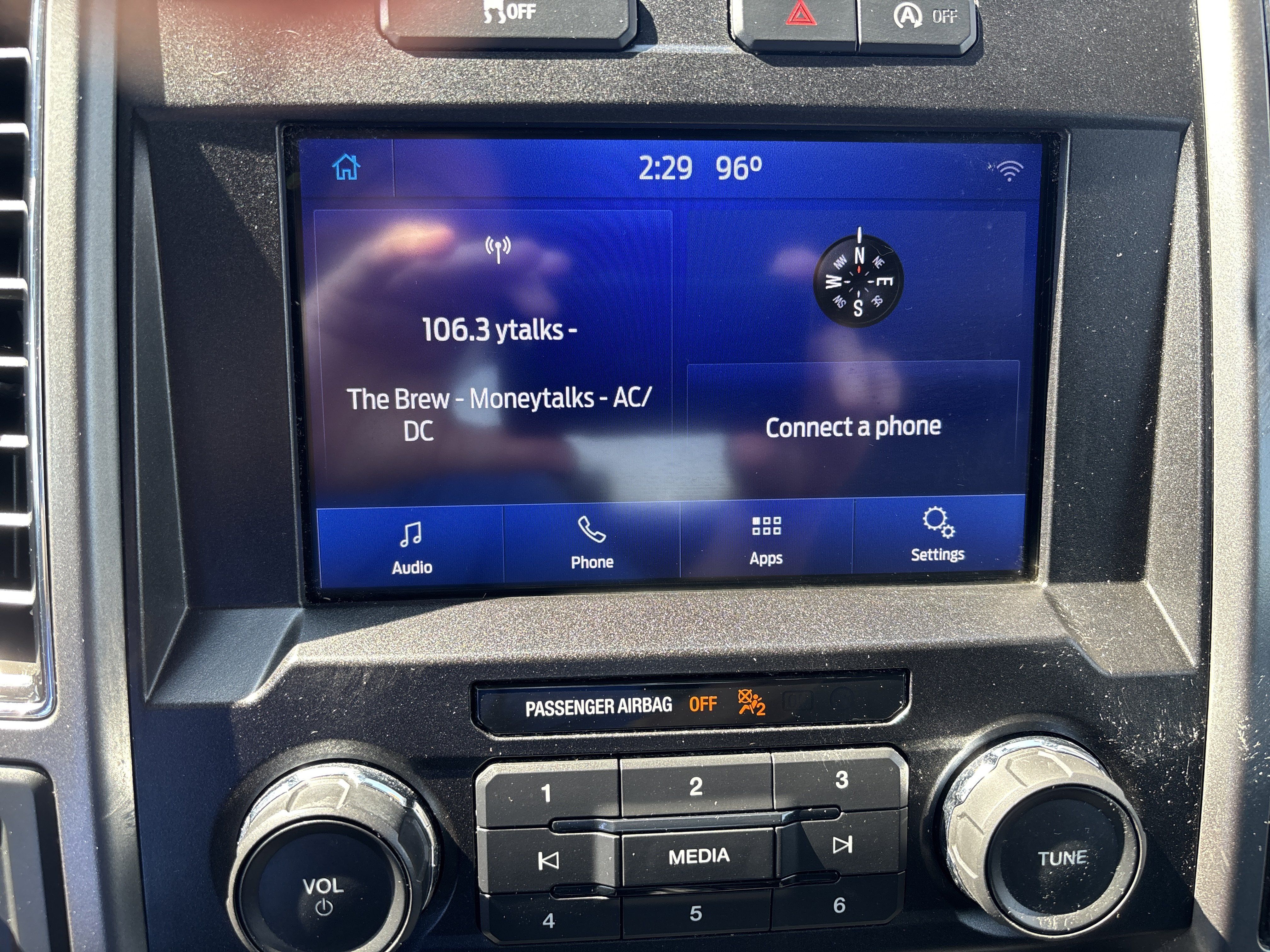 Used 2020 Ford F150 XLT w/ Trailer Tow Package AWD/4WD image 10
