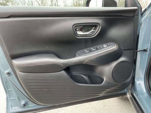 Used 2024 Honda HR-V Sport image 16