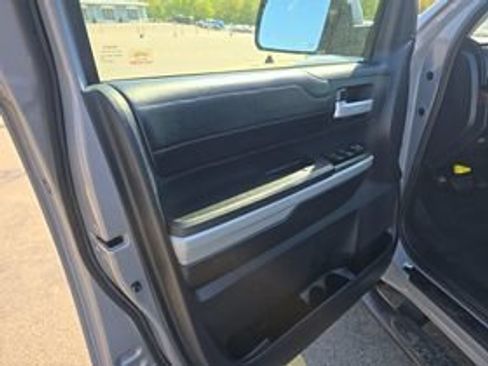 Used 2018 Toyota Tundra Limited w/ Limited Premium Package AWD/4WD image 7