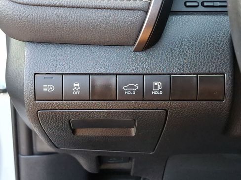 Used 2023 Toyota Camry SE FWD image 30