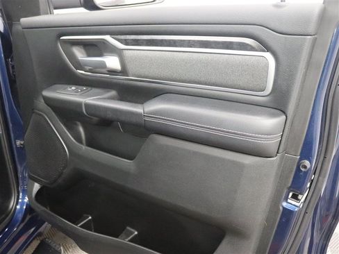 Used 2019 RAM 1500 Big Horn AWD/4WD image 31
