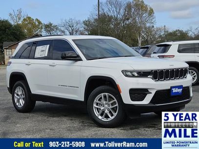 New 2025 Jeep Grand Cherokee Laredo