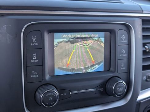 Used 2024 RAM 1500 Classic SLT image 27