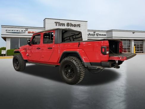 Used 2021 Jeep Gladiator Willys image 13