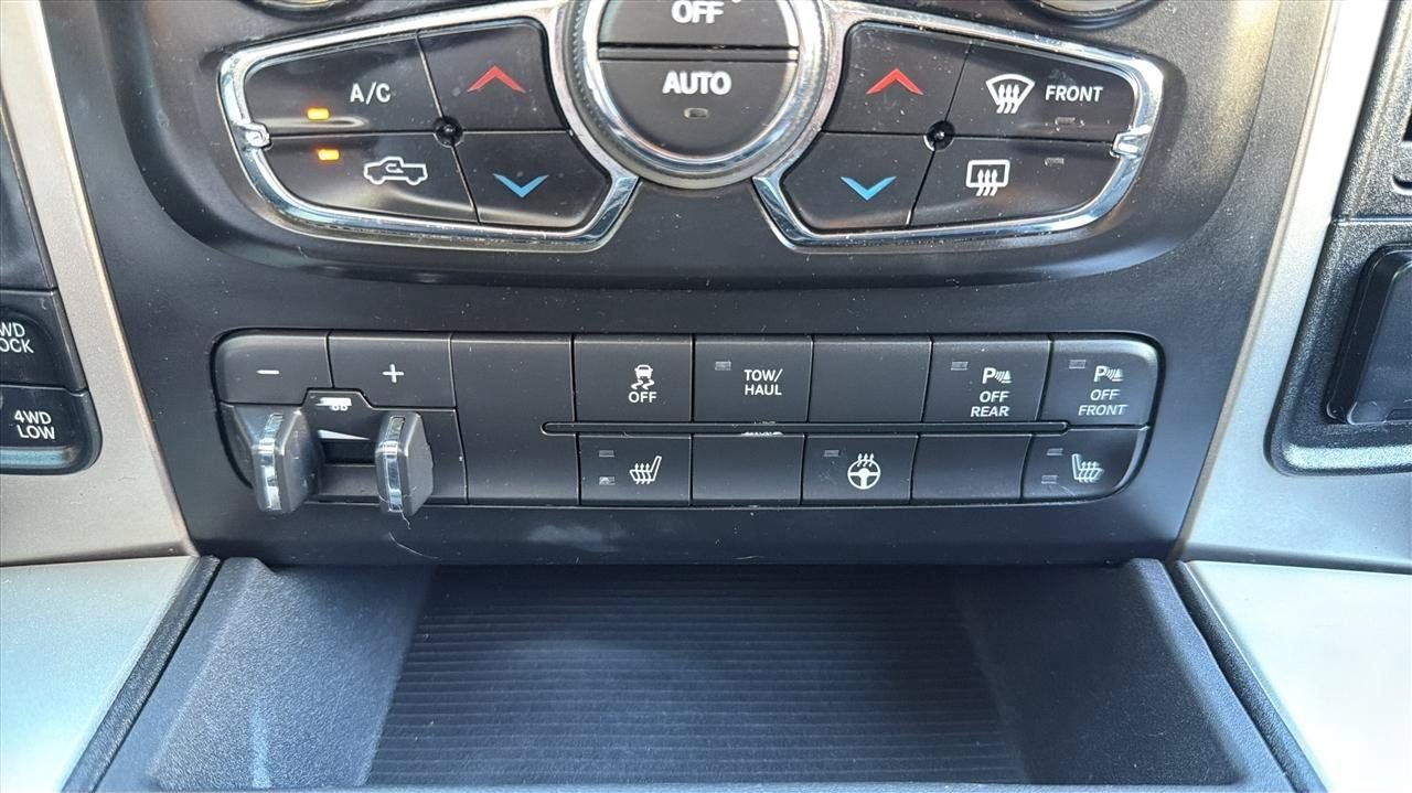 Used 2017 RAM 1500 Big Horn AWD/4WD image 28