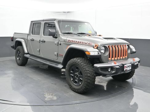 Used 2021 Jeep Gladiator Mojave w/ Cold Weather Group AWD/4WD image 6