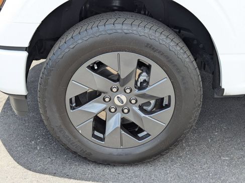 Certified 2025 Ford F150 STX AWD/4WD image 39