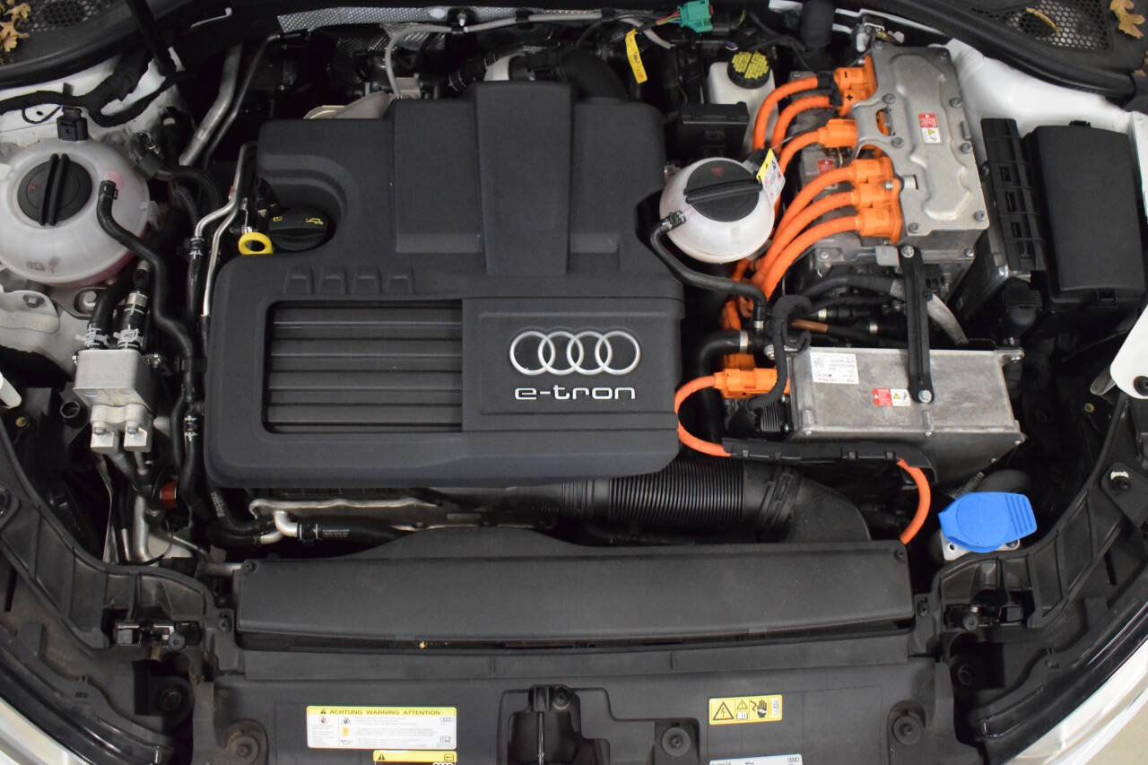 Used 2017 Audi A3 e-tron Premium FWD image 60
