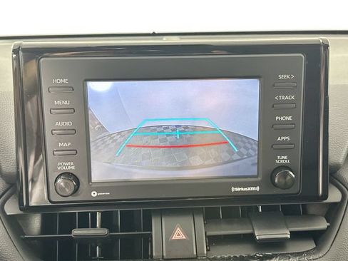 Used 2022 Toyota RAV4 LE AWD/4WD image 11