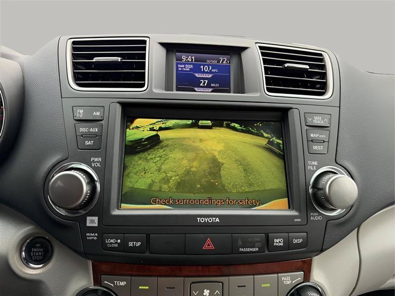 Used 2011 Toyota Highlander Limited w/ Tow Pkg FWD image 54