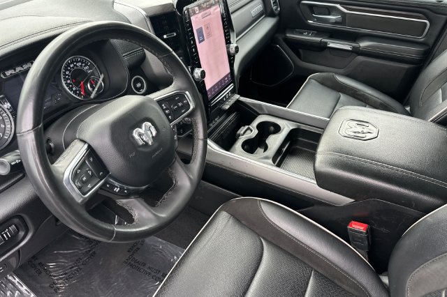 Used 2025 RAM 1500 Laramie AWD/4WD image 10