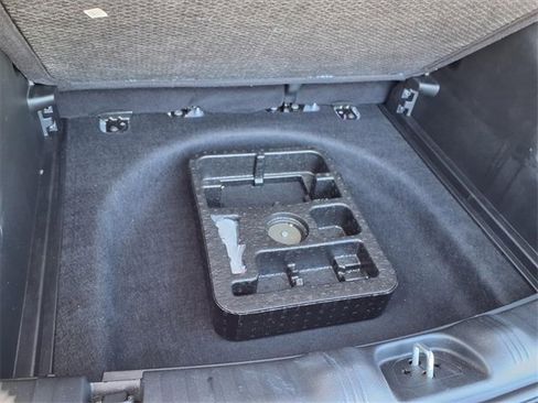 Used 2022 Jeep Compass Latitude image 25