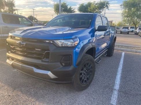 Used 2024 Chevrolet Colorado Trail Boss w/ Advanced Trailering Package image 3