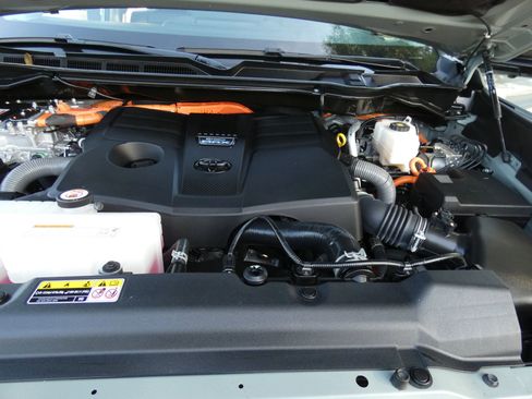 Used 2024 Toyota Tundra Limited image 77