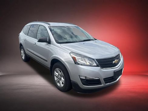 Used 2016 Chevrolet Traverse LS FWD image 7