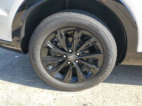 New 2026 Buick Envista Sport Touring FWD image 6
