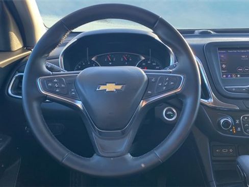 Used 2024 Chevrolet Equinox LT image 11