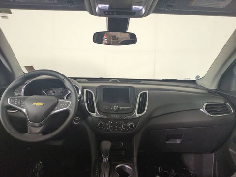 Used 2023 Chevrolet Equinox LT image 21