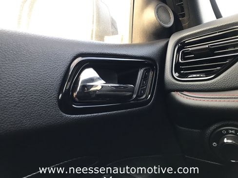 Used 2024 Dodge Durango GT image 35