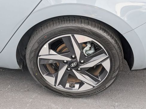 Used 2022 Hyundai Elantra SEL w/ Convenience + Premium Package image 27