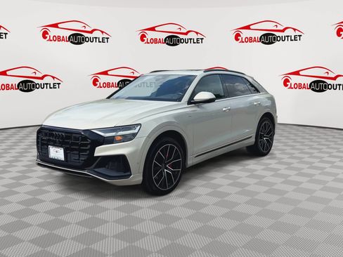 Used 2022 Audi Q8 Premium Plus w/ Premium Plus Package AWD/4WD image 4