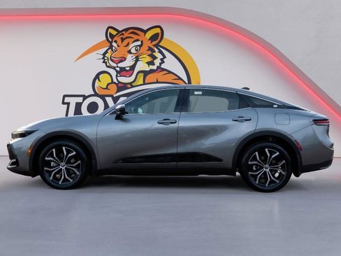 New 2026 Toyota Crown Limited image 8