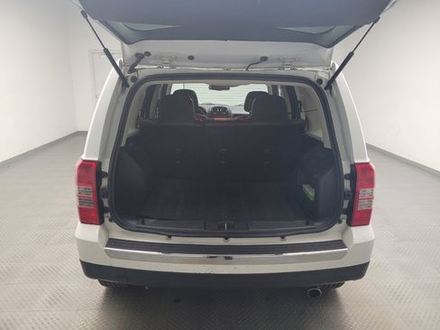 Used 2016 Jeep Patriot High Altitude image 29