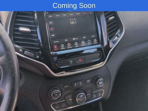 Used 2019 Jeep Cherokee Limited AWD/4WD image 27