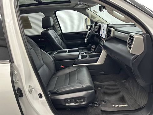 Used 2022 Toyota Tundra Limited AWD/4WD image 15