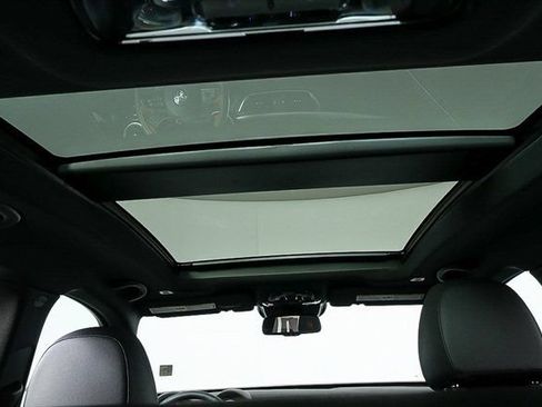 New 2025 Alfa Romeo Stelvio Sprint AWD/4WD image 5
