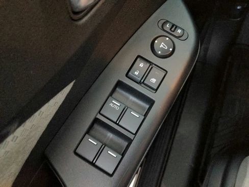 Used 2016 Honda CR-V EX image 24