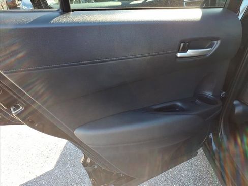 Certified 2022 Toyota Corolla Cross XLE image 11