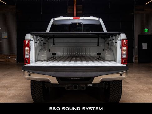 Used 2021 Ford F250 Lariat w/ Lariat Value Package image 8