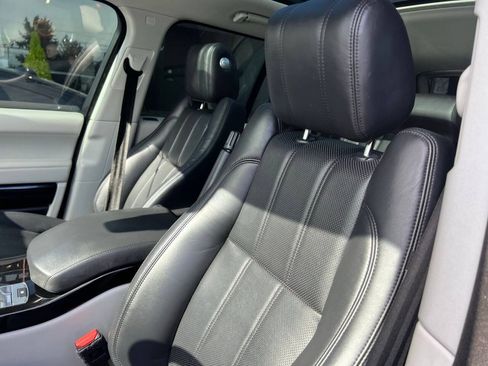 Used 2016 Land Rover Range Rover HSE AWD/4WD image 17