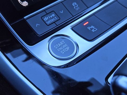 Certified 2025 Audi Q7 2.0T Premium Plus w/ Premium Plus Package image 24