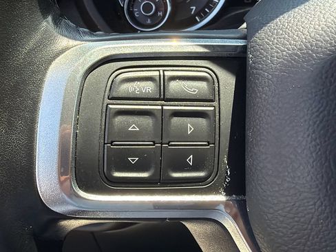 Used 2022 RAM 2500 Laramie AWD/4WD image 23
