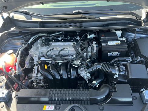 Used 2021 Toyota Corolla LE w/ Carpet Mat Package (TMS) image 20